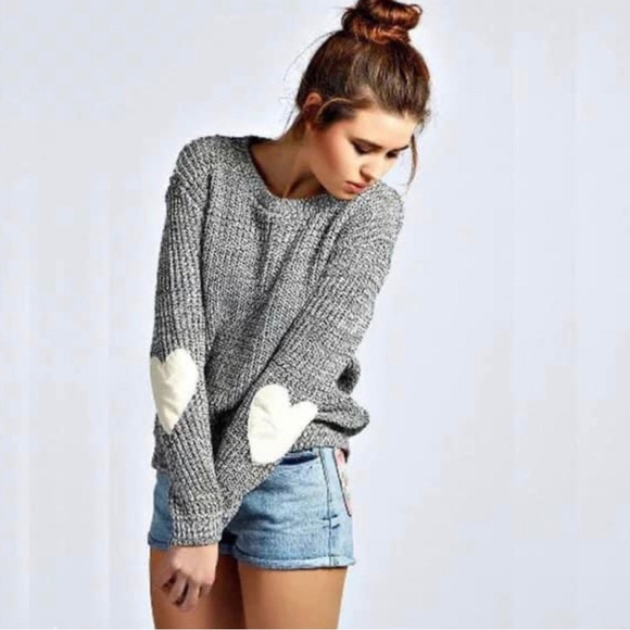 NWT! Wear Your Heart On Your Sleeve Sweater - Picture 1 of 6
